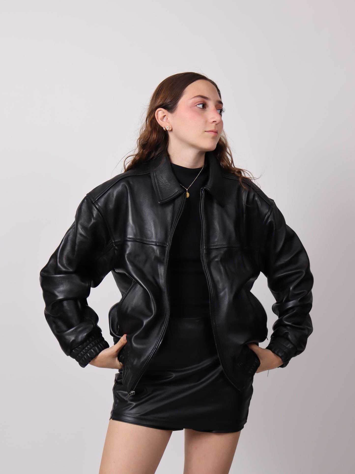 BOMBER NEGRA